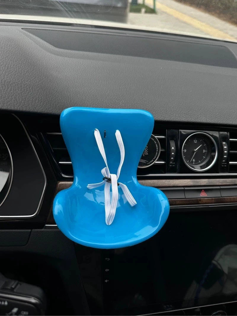 Labubu Doll Car Seat – Cute 15–17cm Accessory & Car Air Vent Decor