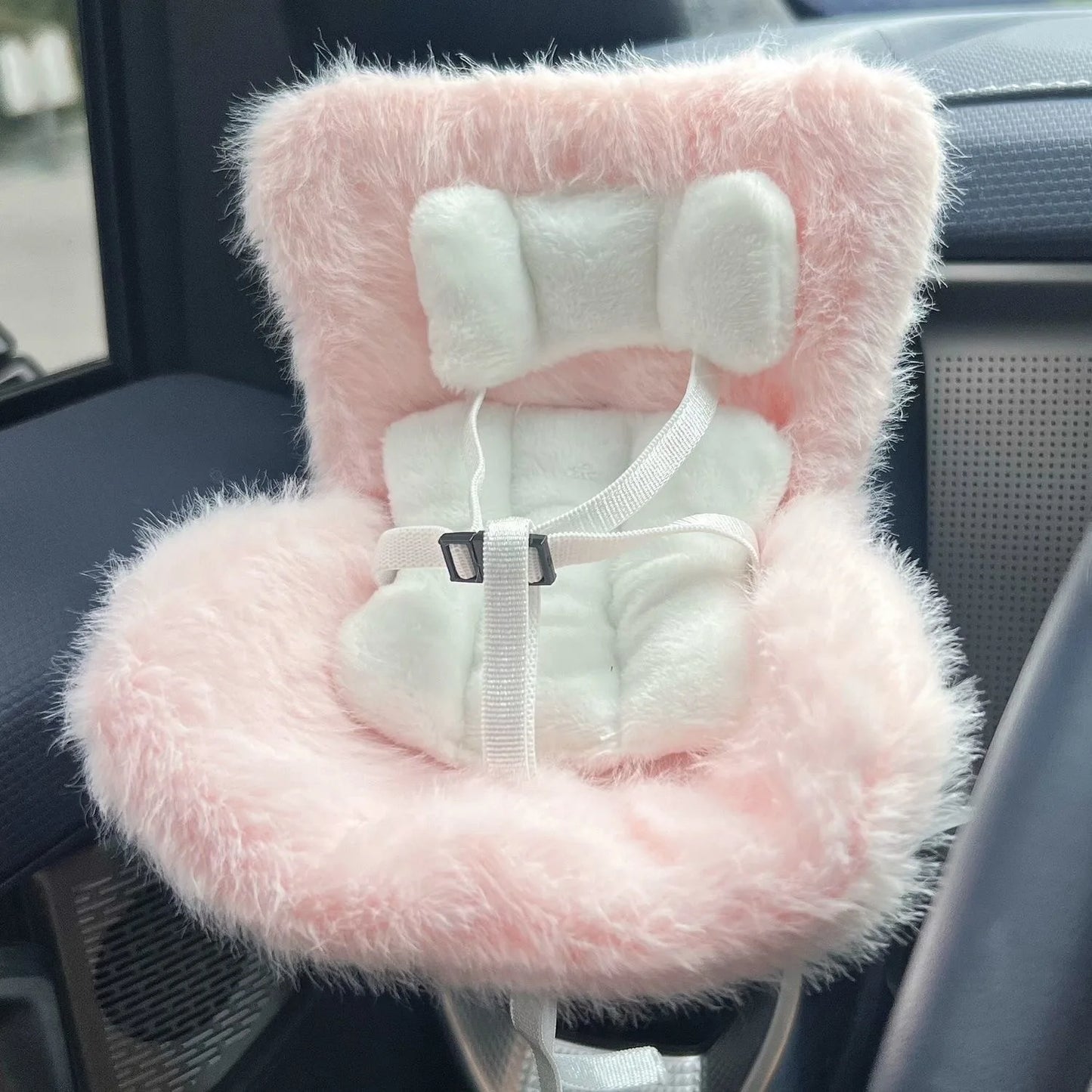 Labubu Doll Car Seat – Cute 15–17cm Accessory & Car Air Vent Decor